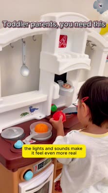 Step2 Fun with Friends kids kitchen playset